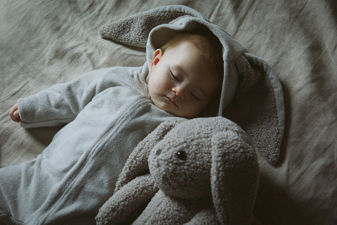How-to: Dress a Baby for Sleep